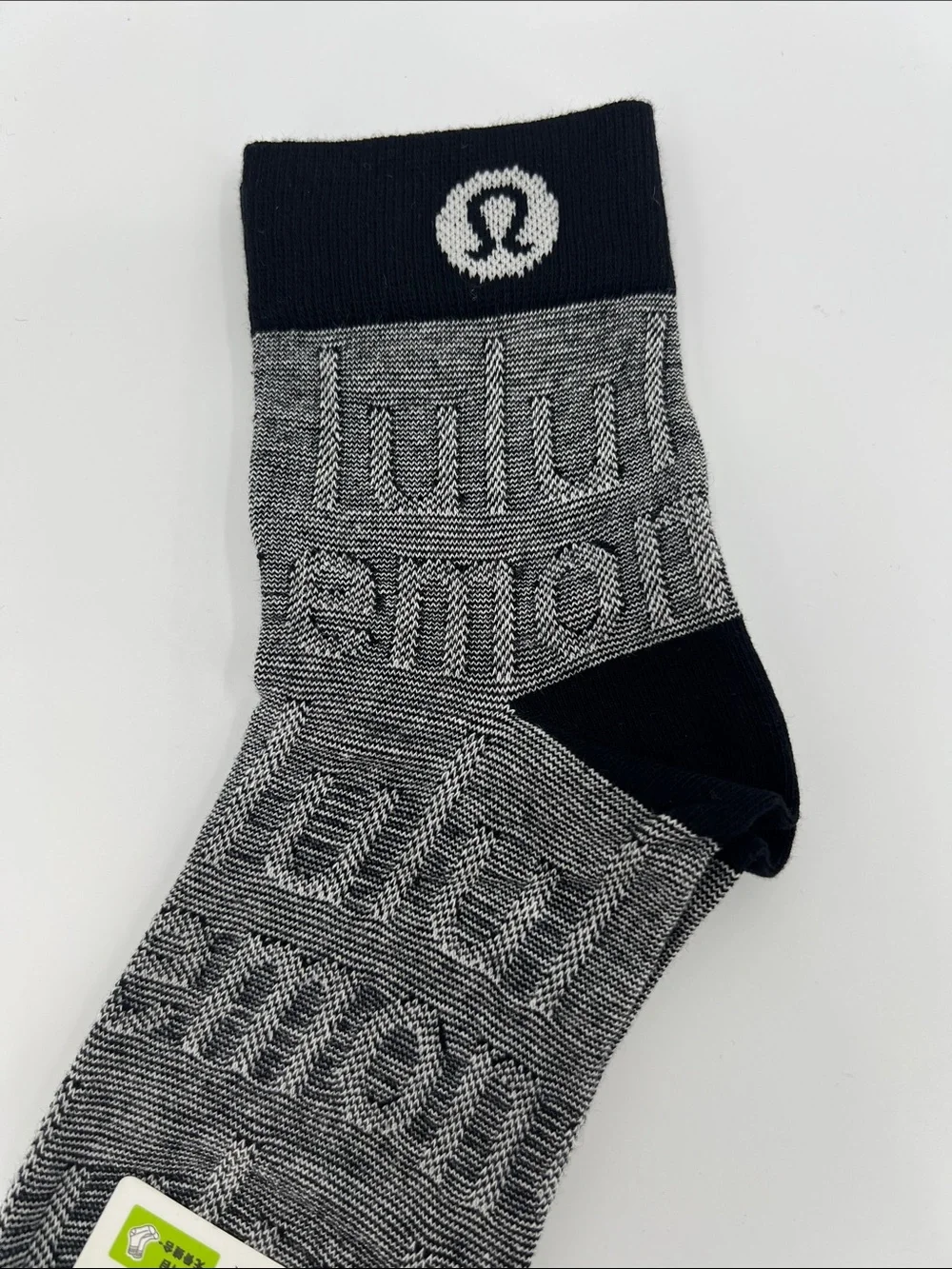 lululemon athletica Men's Low-Cut Logo Socks in Gray and Brown (2-Pack)